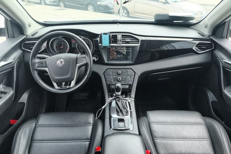 Used MG GS 2016 1.5TGI TST Luxury Edition Center Console