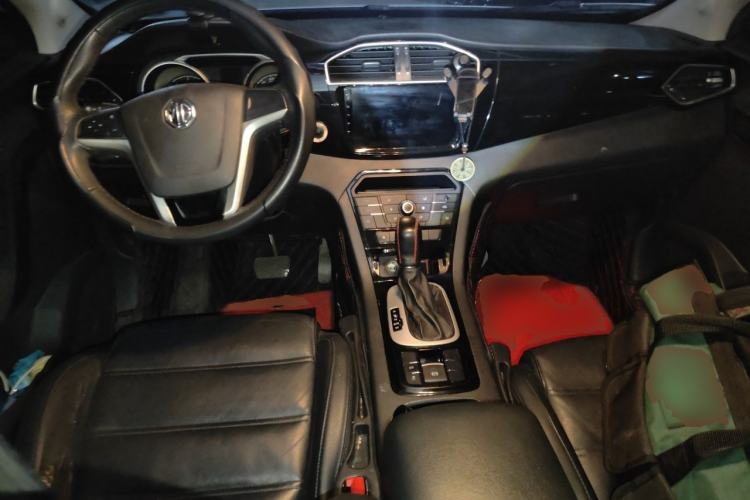 Used MG GS 2016 1.5TGI TST Luxury Edition Center Console