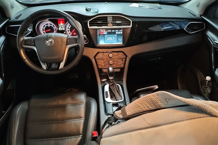Used MG GS 2016 1.5TGI TST Luxury Edition Center Console