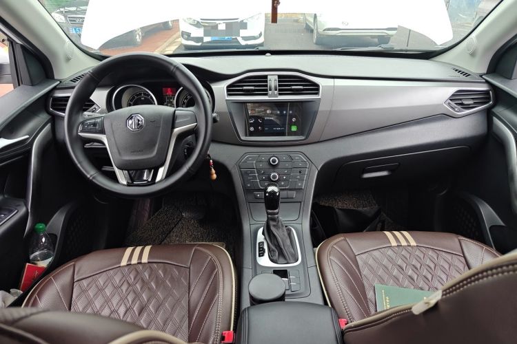 Used MG GS 2016 1.5TGI TST Elite Edition Center Console