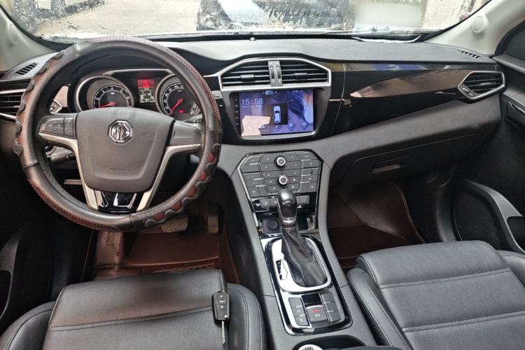 Used MG GS 2016 1.5TGI TST Luxury Edition Center Console