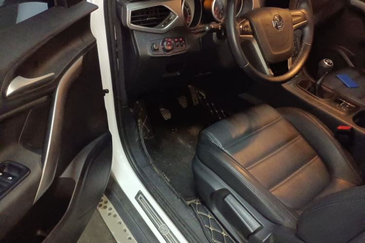 Used MG GS 2016 1.5TGI Manual Value Edition Driver Seat