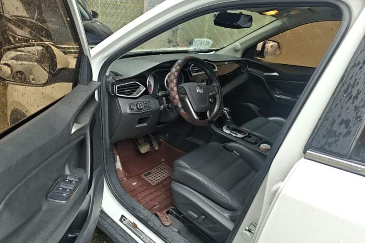 Used MG GS 2016 1.5TGI TST Luxury Edition Driver Seat