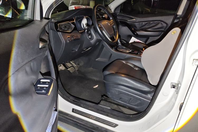Used MG GS 2016 1.5TGI TST Luxury Edition Driver Seat