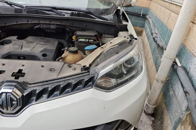 Used MG GS 2016 1.5TGI TST Luxury Edition Engine Bay Left