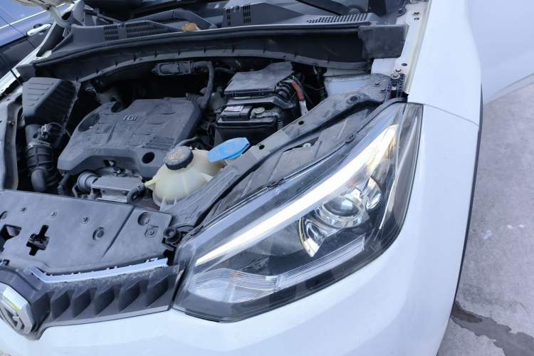 Used MG GS 2016 1.5TGI TST Luxury Edition Engine Bay Left