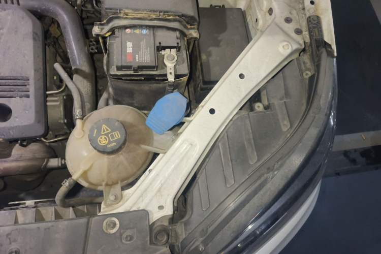 Used MG GS 2016 1.5TGI Manual Value Edition Engine Bay Left