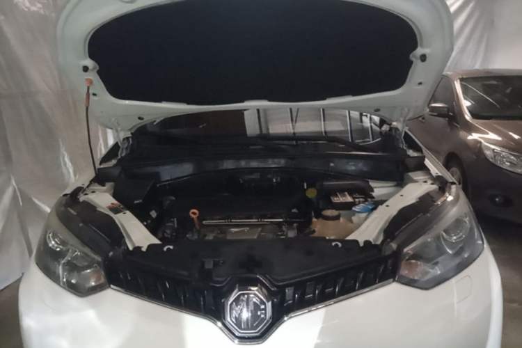 Used MG GS 2016 2.0TGI TST Four-Wheel Drive Flagship Edition Engine Bay