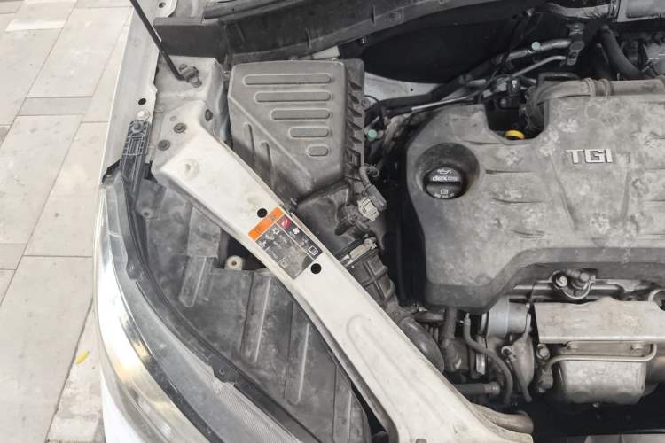 Used MG GS 2016 1.5TGI TST Luxury Edition Engine Bay Right