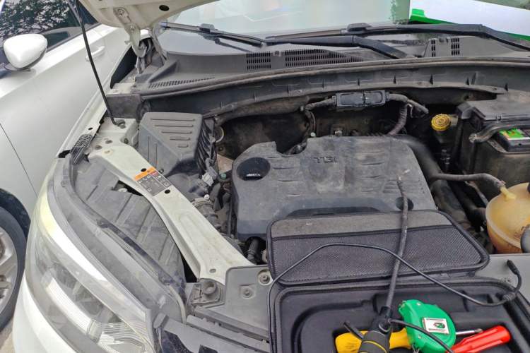 Used MG GS 2016 1.5TGI TST Luxury Edition Engine Bay Right