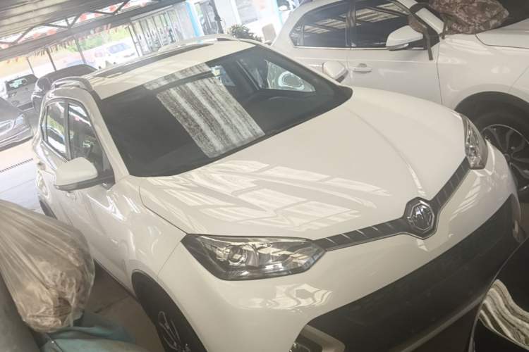 Used MG GS 2016 1.5TGI TST Luxury Edition Front Right 45 Deg
