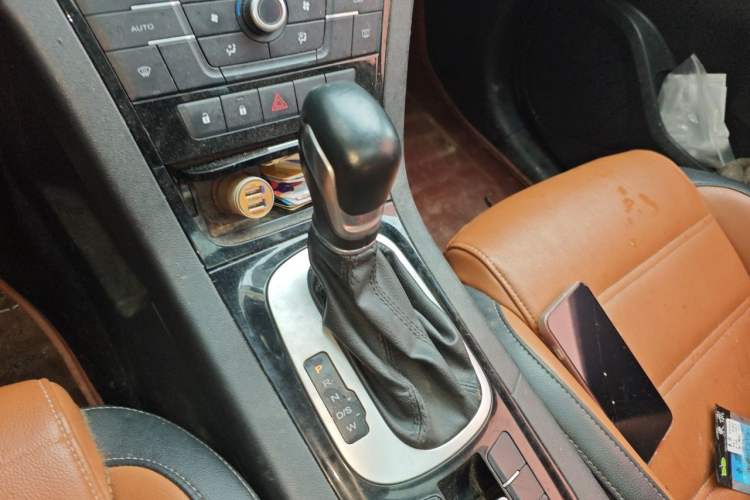 Used MG GS 2016 1.5TGI TST Luxury Edition Gear Lever