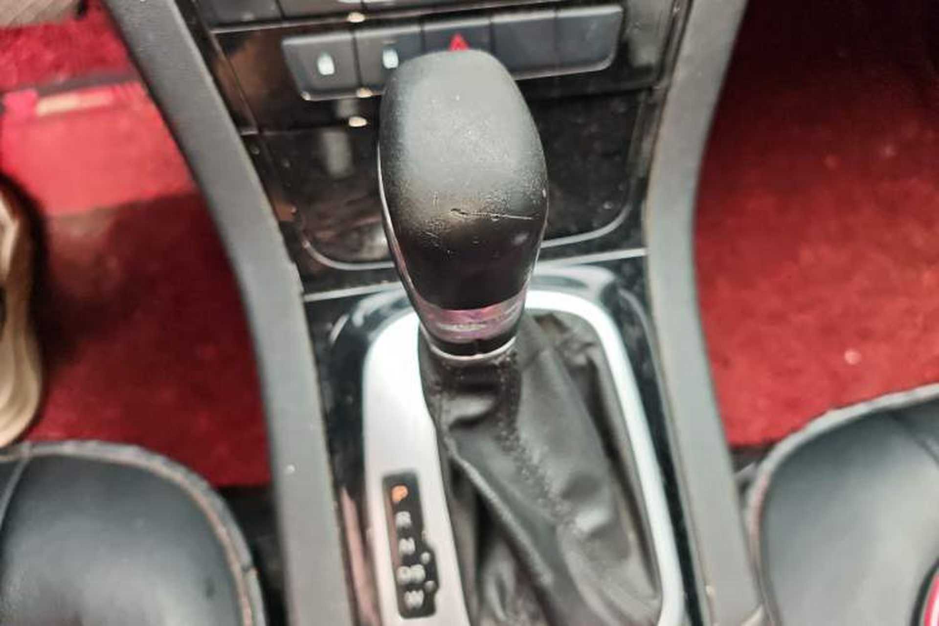 Used MG GS 2016 1.5TGI TST Luxury Edition Gear Lever
