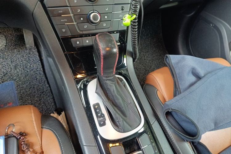 Used MG GS 2016 1.5TGI TST Luxury Edition Gear Lever