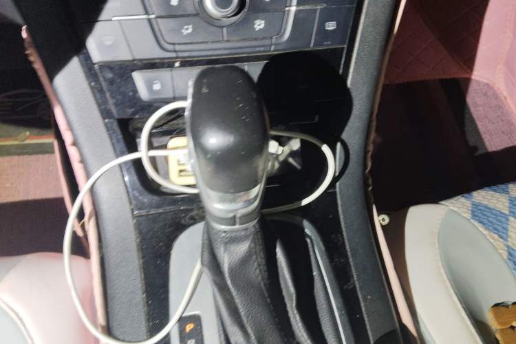 Used MG GS 2016 1.5TGI TST Luxury Edition Gear Lever