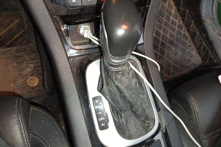 Used MG GS 2016 1.5TGI TST Luxury Edition Gear Lever