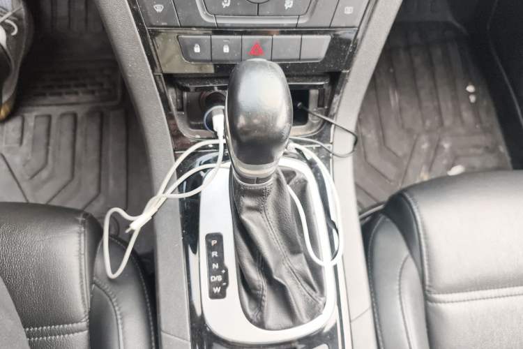 Used MG GS 2016 1.5TGI TST Luxury Edition Gear Lever