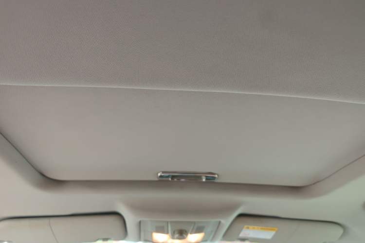 Used MG GS 2016 2.0TGI TST Luxury Edition Headliner