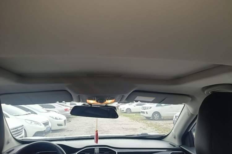 Used MG GS 2016 1.5TGI TST Luxury Edition Headliner