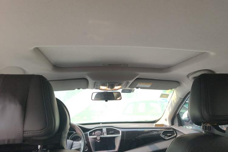 Used MG GS 2016 1.5TGI TST Luxury Edition Headliner