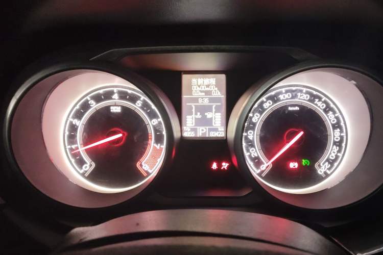 Used MG GS 2016 1.5TGI TST Luxury Edition Instrument Cluster