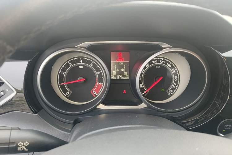 Used MG GS 2016 1.5TGI TST Luxury Edition Instrument Cluster
