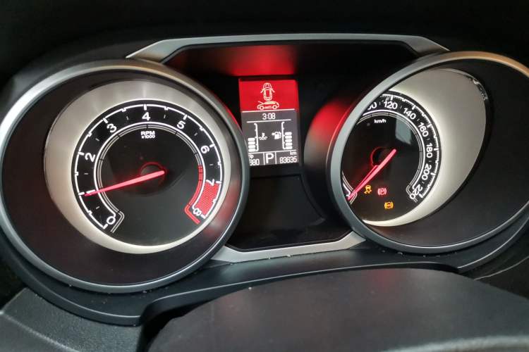 Used MG GS 2016 1.5TGI TST Luxury Edition Instrument Cluster