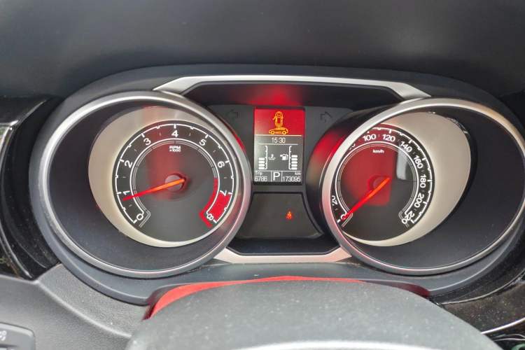 Used MG GS 2016 1.5TGI TST Luxury Edition Instrument Cluster