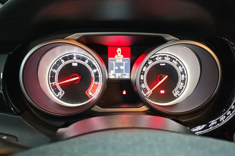 Used MG GS 2016 1.5TGI TST Luxury Edition Instrument Cluster