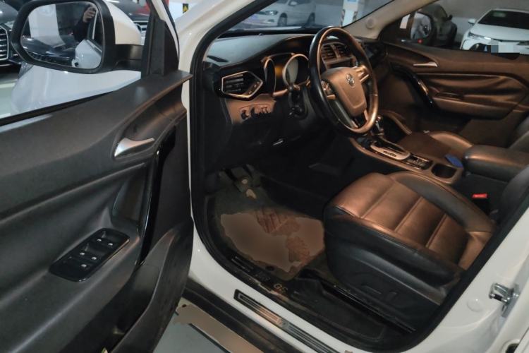Used MG GS 2016 1.5TGI TST Luxury Edition Interior 3