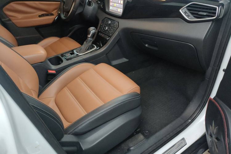 Used MG GS 2016 1.5TGI TST Luxury Edition Interior 5