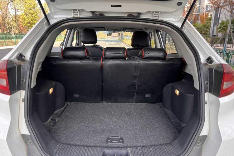 Used MG GS 2016 1.5TGI TST Luxury Edition Interior 6