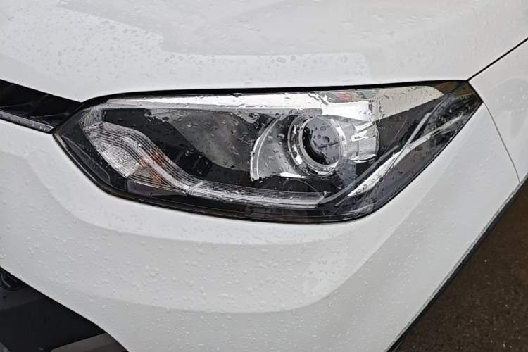 Used MG GS 2016 1.5TGI Manual Value Edition Left Front Headlight