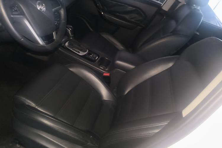 Used MG GS 2016 1.5TGI TST Luxury Edition Left Front Seat