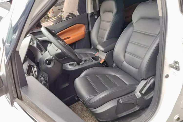 Used MG GS 2016 1.5TGI Manual Value Edition Left Front Seat
