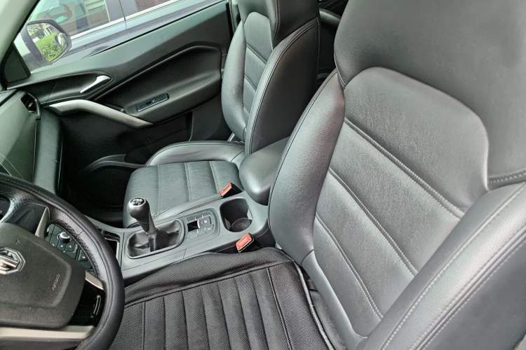 Used MG GS 2016 1.5TGI Manual Value Edition Left Front Seat