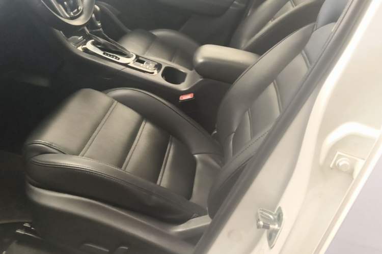 Used MG GS 2016 1.5TGI TST Luxury Edition Left Front Seat