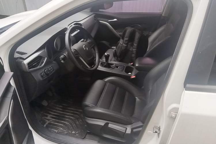 Used MG GS 2016 1.5TGI Manual Value Edition Left Front Seat