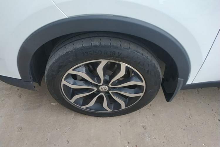 Used MG GS 2016 1.5TGI TST Luxury Edition Left Front Wheel Hub