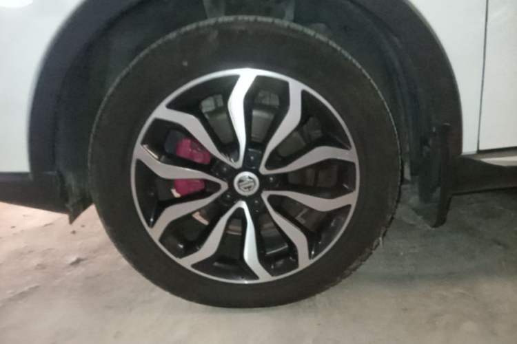Used MG GS 2016 2.0TGI TST Four-Wheel Drive Flagship Edition Left Front Wheel Hub
