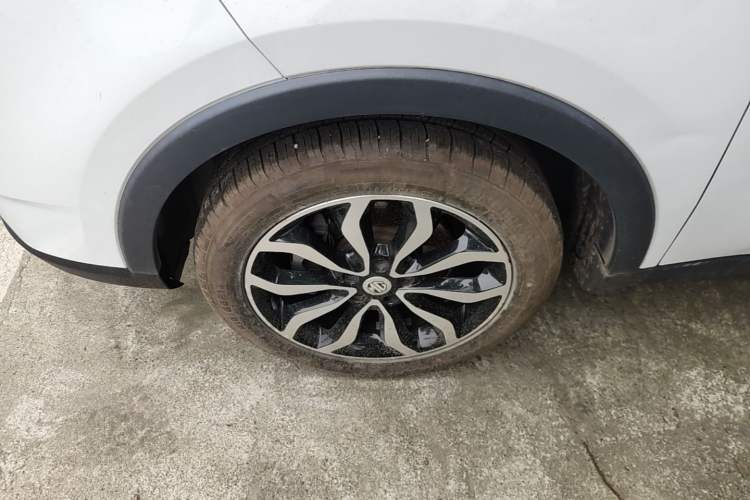 Used MG GS 2016 1.5TGI TST Luxury Edition Left Front Wheel Hub