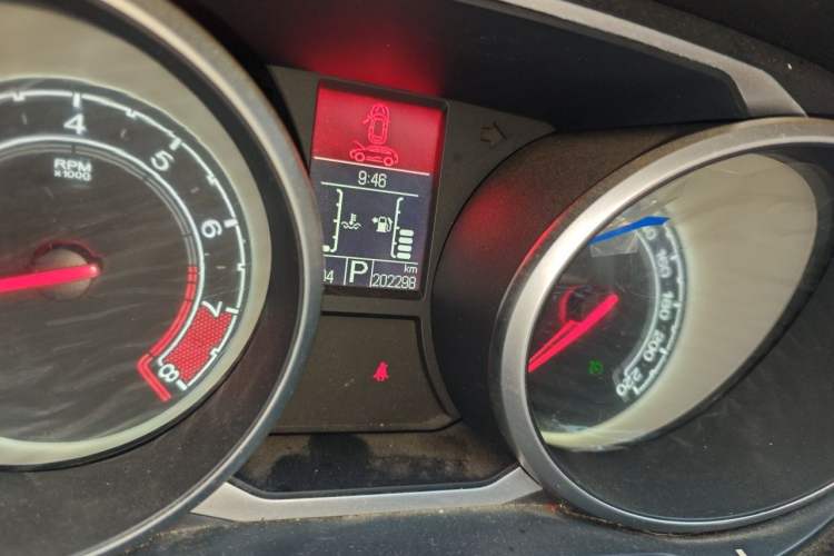 Used MG GS 2016 1.5TGI TST Luxury Edition Odometer Close Up
