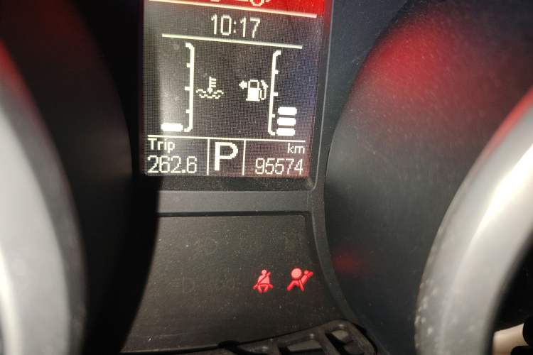 Used MG GS 2016 1.5T TST inkaNet Luxury Edition Odometer Close Up