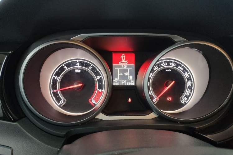 Used MG GS 2016 1.5TGI TST Luxury Edition Odometer Close Up