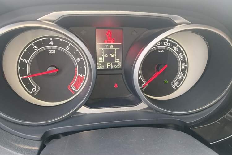 Used MG GS 2016 1.5TGI TST Luxury Edition Odometer Close Up