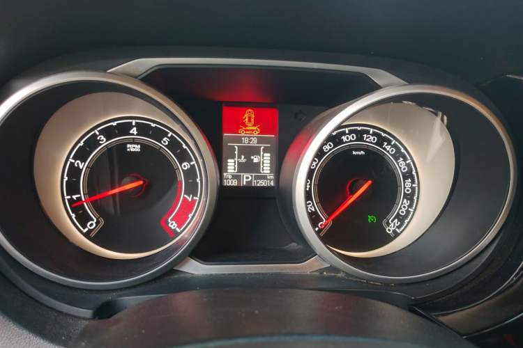 Used MG GS 2016 1.5TGI TST Luxury Edition Odometer Close Up