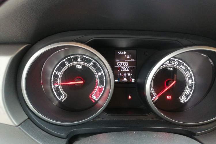 Used MG GS 2016 1.5TGI Manual Comfort Edition Odometer Close Up
