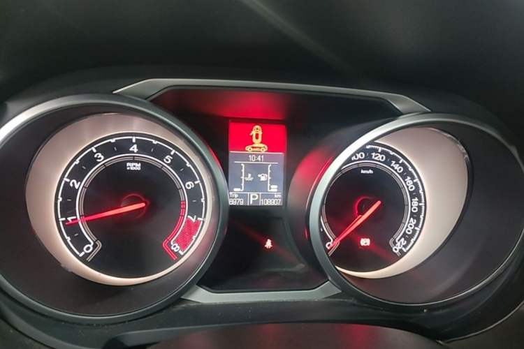 Used MG GS 2016 1.5TGI TST Luxury Edition Odometer Close Up