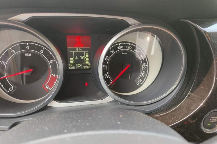 Used MG GS 2016 1.5TGI TST Luxury Edition Odometer Close Up