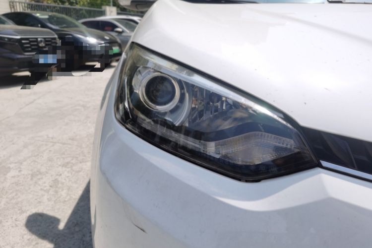 Used MG GS 2016 1.5TGI Manual Value Edition Right Front Headlight